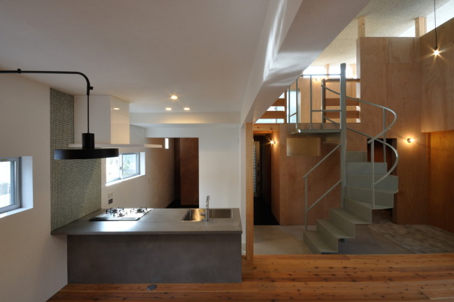 モールテックス仕上げのキッチン