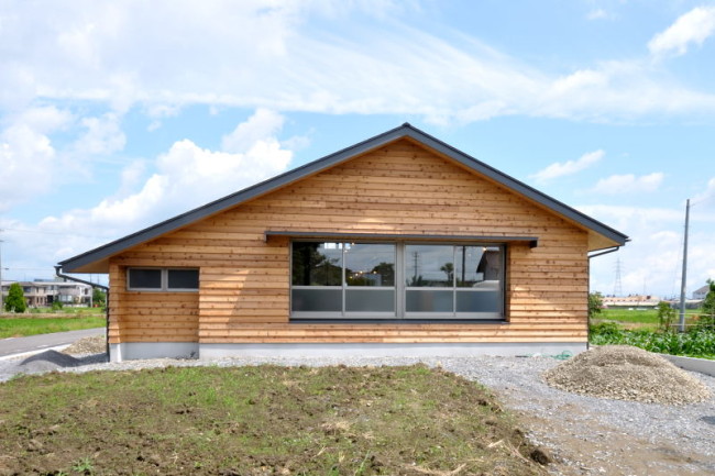 切妻屋根の平屋