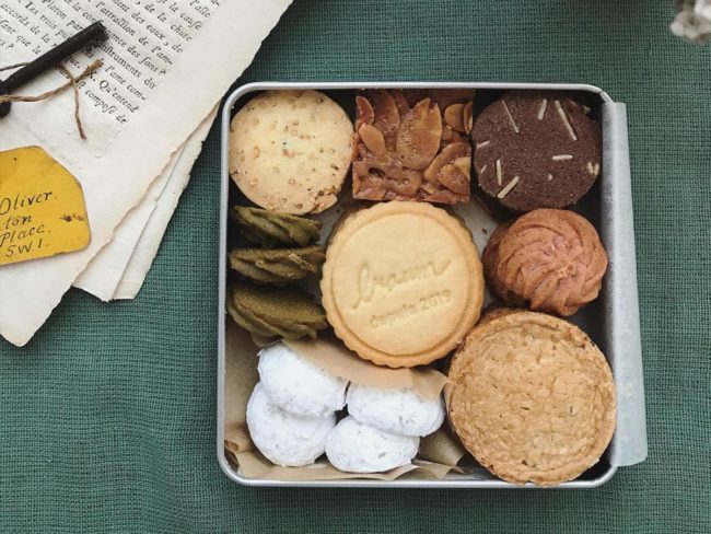 ブラウン菓子工房001